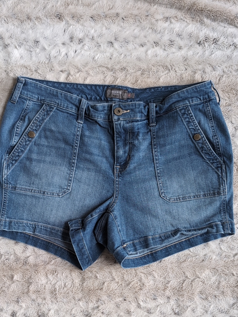 Torrid High Rise Utility Snap Pocket Jean Shorts